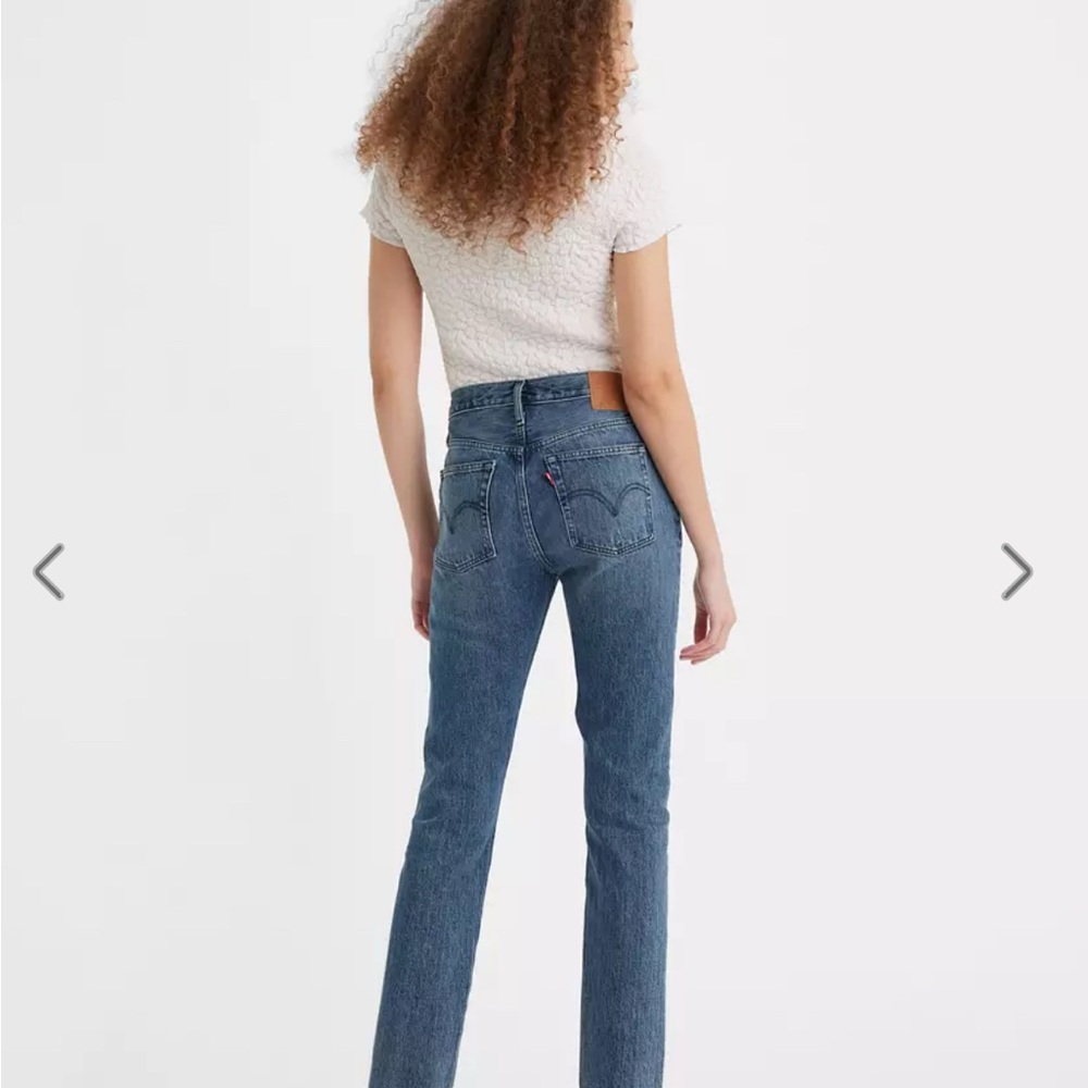 Levi Skinny Jeans - Picture 2 of 12